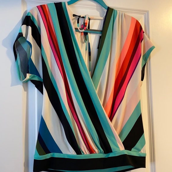 Express Striped Banded Bottom Top sz Small - Picture 2 of 5